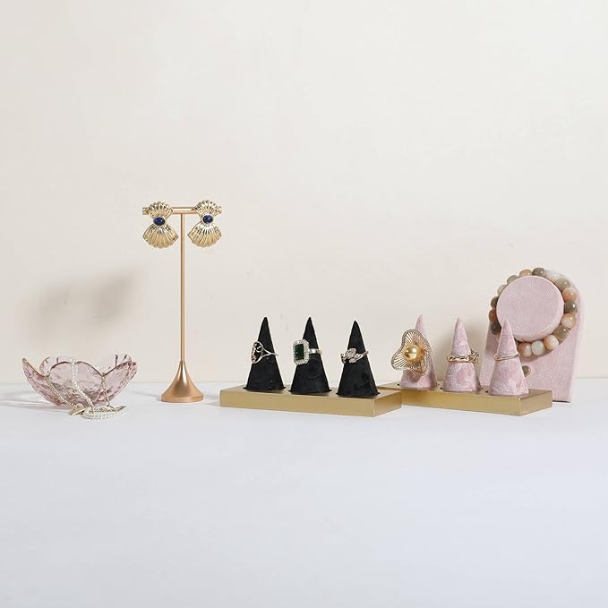 GemeShou black jewelry ring display holder for selling, velvet ring cone display stand, cute cone shaped ring holder with golden coated base,Small jewelry ring storage organizer【Ring holder-black】
