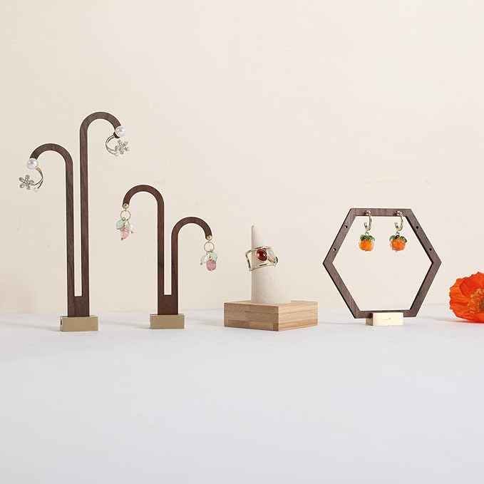 GemeShou Beige wood ring storage organizer, Velvet Jewelry ring display holder, Cute ring display stand for selling, wedding ring holder at nightstand【Beige with single cone】