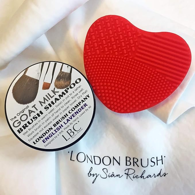 Sian Richards Goat Milk Lavender Brush Shampoo Kit | Solid Brush Shampoo with Friction Pad & Drying Cloth for Makeup Brushes and Sponges