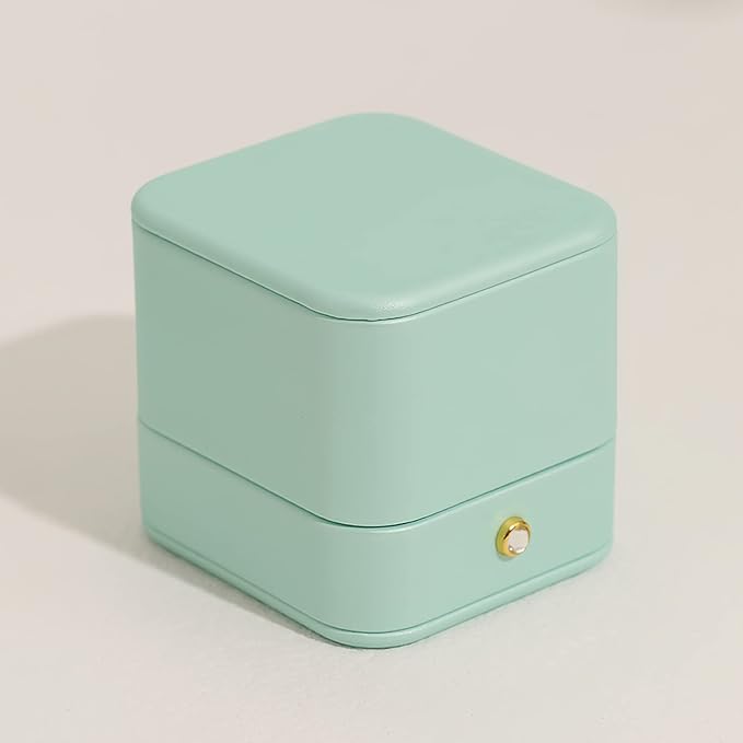 Oirlv Gorgeous Mint Green Ring Box Leather Engagement Ring Case Jewelry Gift Box for Wedding Proposal Velvet Interior
