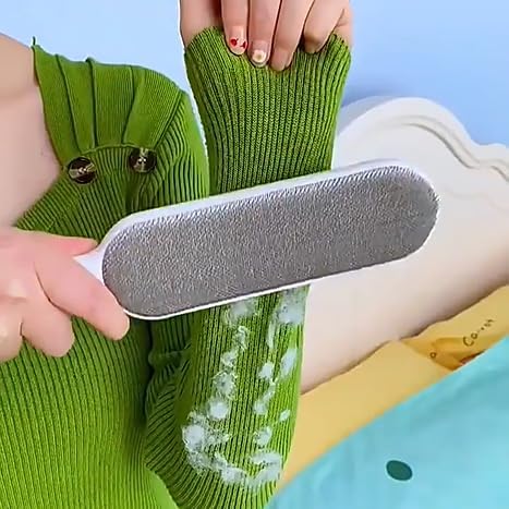 2PCS Lint Brushes for Clothes, Cat Dog Hair Remover for Lundary, Self-Cleaning Lint Remover for Bed Sofa Coat, Best Hair Cleaning Brushes Better Than Lint Roller (Large Pink and Mini Blue)