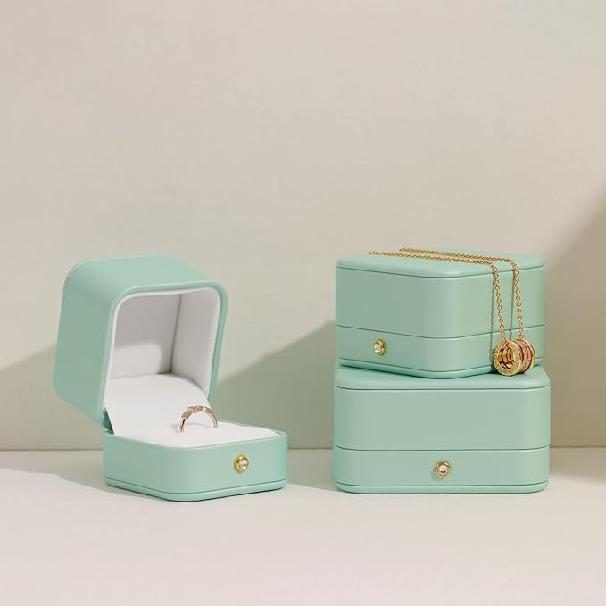 Oirlv Gorgeous Mint Green Necklace Gift Box Leather Necklace Boxes for Jewelry Gift Velvet Interior Pendant Box