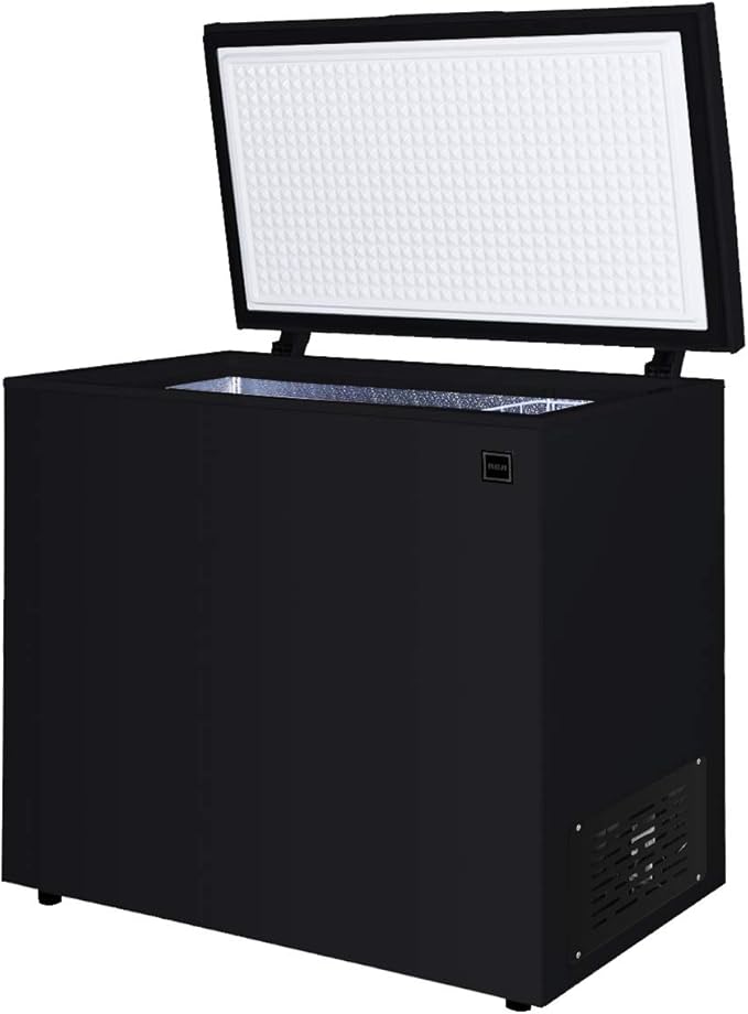 RCA FRF470-BLACK 7.0 cu. ft. Chest Freezer, Black
