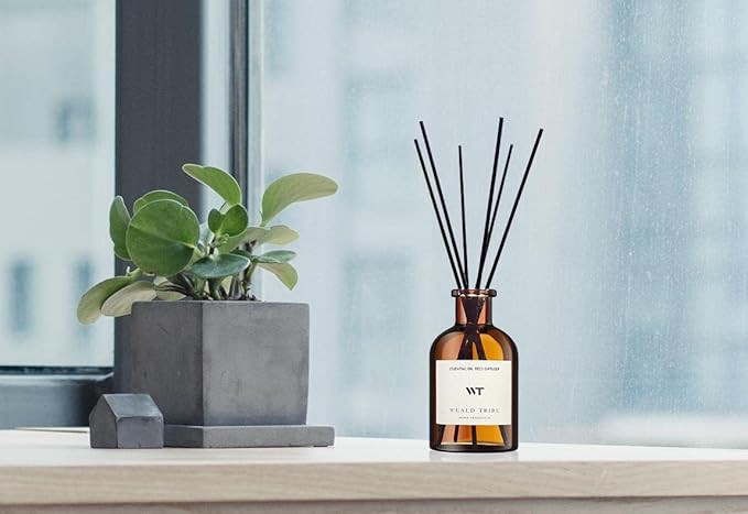 WEALD TRIBE Flower Reed Diffuser Set Eucalyptus & Lavender Scent For Bathroom Accessories Shelf Decor & Air Fresheners, Sticks Defusers With 4.0 fl oz Essential Oils, House Bedroom Office Decor & Gift