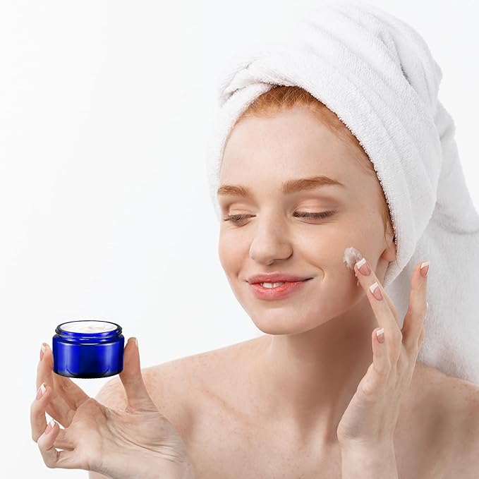 Domensi 100 Pcs 1 oz Glass Jars with Lids Bulk Round Glass Cosmetic Jars for DIY Lip Balm Small Travel Containers with Inner Liner for Lotions Powders Ointments Sample Cream(Cobalt Blue, Black)
