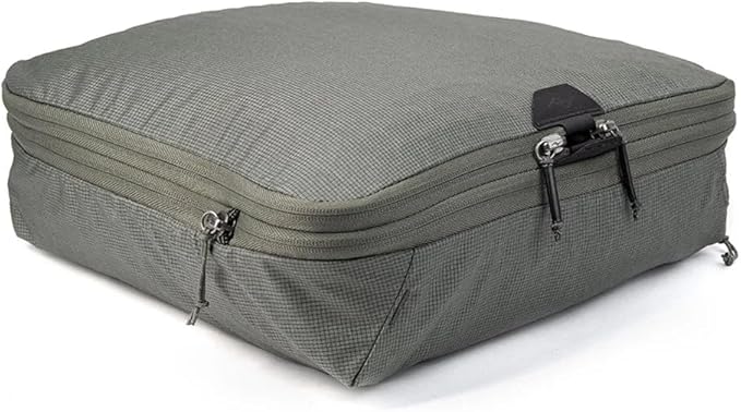 Peak Design Packing Cube, Sage, Weatherproof Luggage Cube with Dual Compartment Organization, Expansion and Compression, Zipper Opening, Travel Organizer for Men and Women, Size M