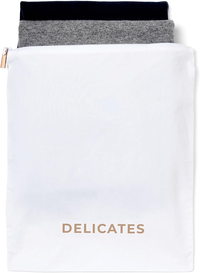 Delicates, Cashmere Wool Sweater Storage Bag Pouch Set with integrated Cedar Wood (Delicates)