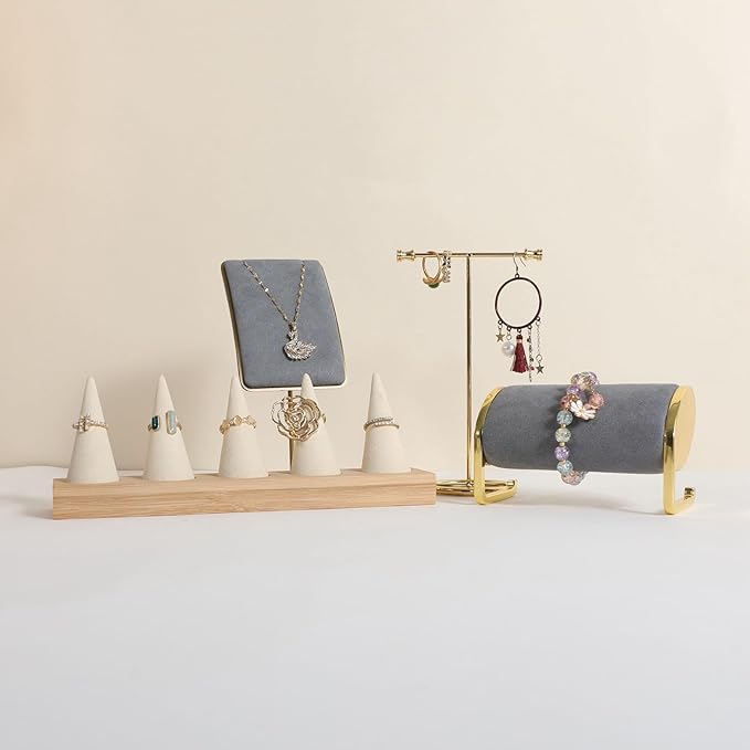 GemeShou Beige wood ring storage organizer, Velvet Jewelry ring display holder, Cute ring display stand for selling, wedding ring holder at nightstand【Beige with five cone】