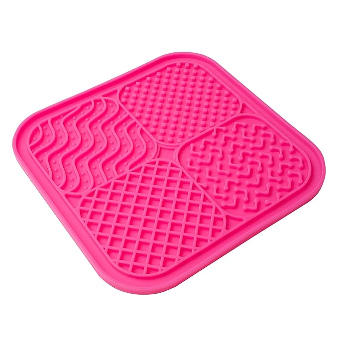 Silver Brush Limited 9060 Silver Essentials Multi-Quadrant Brush-Cleaning Silicone Mat for Makeup Brushes, Makeup Applicators, and Makeup Sponges, For Home and Travel, 2 Pack