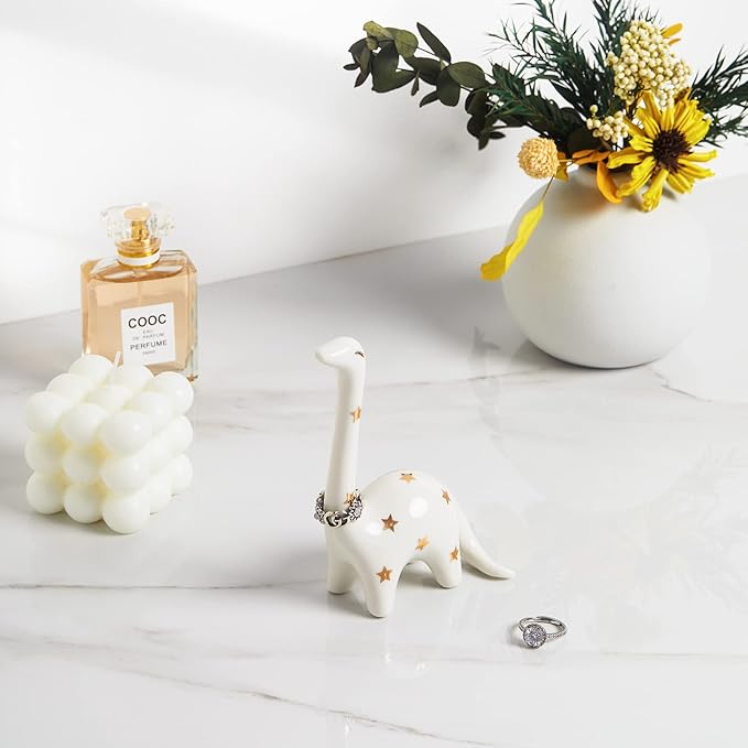PUDDING CABIN White Dinosaur Ring Holder Engagement Wedding Ring Stand, Dinosaur Gifts, Cute Preppy Room Decor, Birthday Gifts for Women Her Girls Friends, Bridal Shower Bridesmaid Christmas Gifts