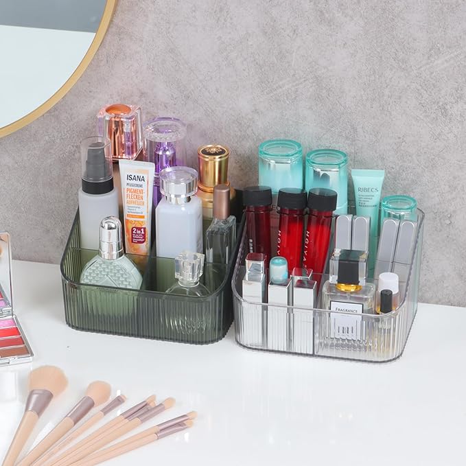 Green Makeup Organizer, Makeup Brush Holder 8 Cups for Vanity, Bathroom Countertop Cups, Dresser Organizer for Cosmetic Display, Skincare Srorage, Perfume Stand, Toiletry