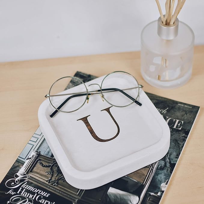 I'm Wooden Personalized Letter Catchall Valet Tray Trinket Dish Jewelry Tray Key Bowl Decorative Plate Organizing Ring Earrings Necklaces Bracelet Watch Coins Wallet Holder (6"x6" Sq White U)
