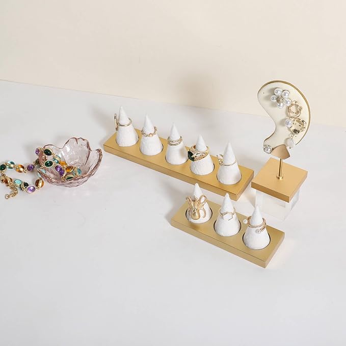 GemeShou Jewelry ring display holder for selling, velvet ring cone display stand, cute cone shaped ring holder with golden coated base,Large jewelry ring storage organizer【Ring holder-white 5 cone】