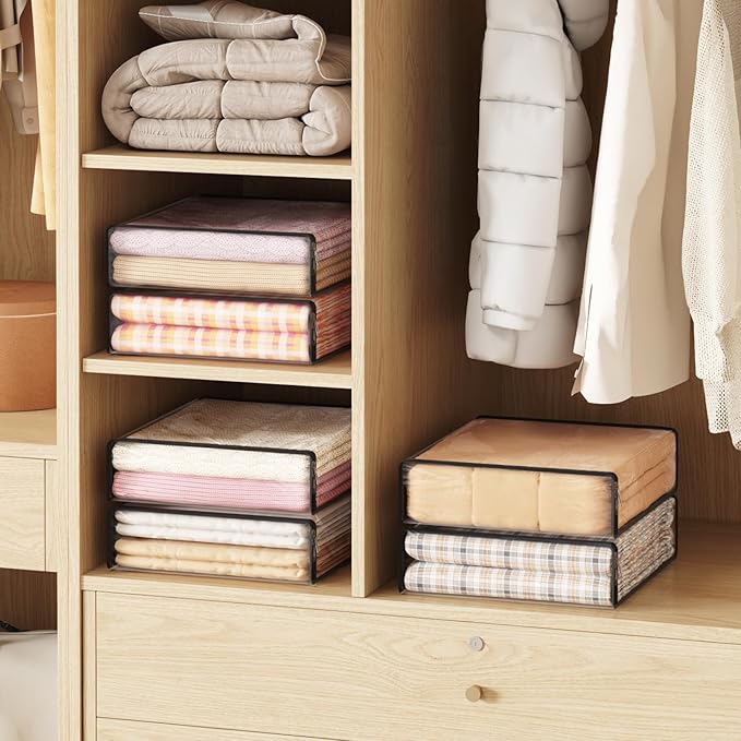 Lifewit 14L Clear Sheet Storage Bags with Zipper 4 Pack, Plastic Sweater Storage Bins for Clothing, Vinyl Foldable Clothes Containers Organizers for Closet, Blankets, Bedding 15.7 x 13.8 x 3.9 Inch