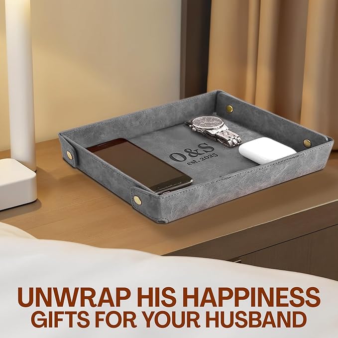 Engraved Leather Valet Tray for Couples – Personalized Catchall with Custom Name – Organizer for Keys, Wallet, Jewelry – Romantic Gift – Grey