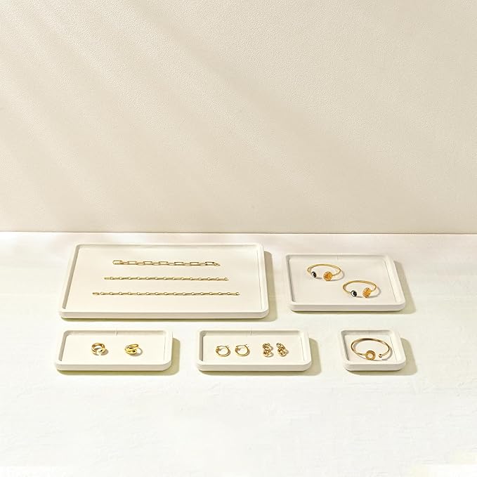 Oirlv Microfiber Jewelry Display Tray Jewelry Display Flat Tray for Rings Earrings Necklace Bracelet Jewelry Photograph Display Catchall （M,Creamy-White）