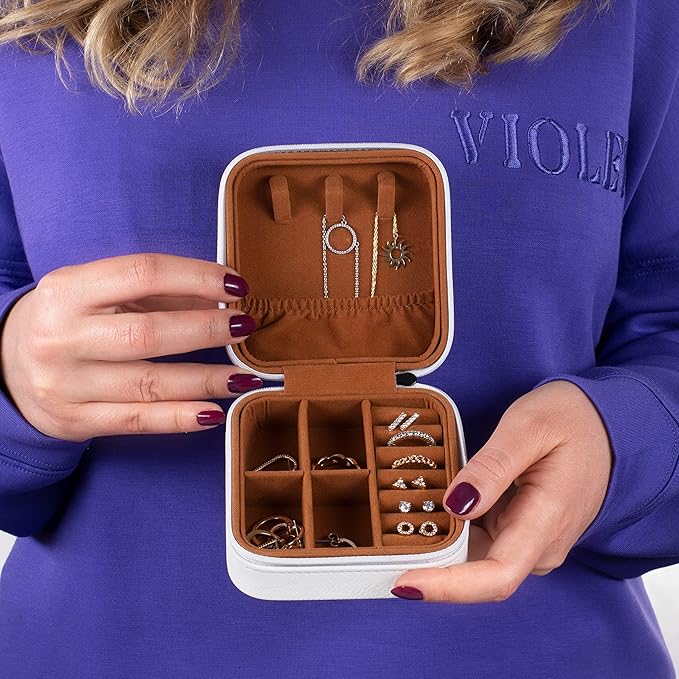 Custom Leather Jewelry Box w/Name & Birth Flower Month - Birthday Gifts for Women, Personalized Jewelry Travel Case - Customized Jewelry Organizer Box, Mom Birthday Gifts - Pink