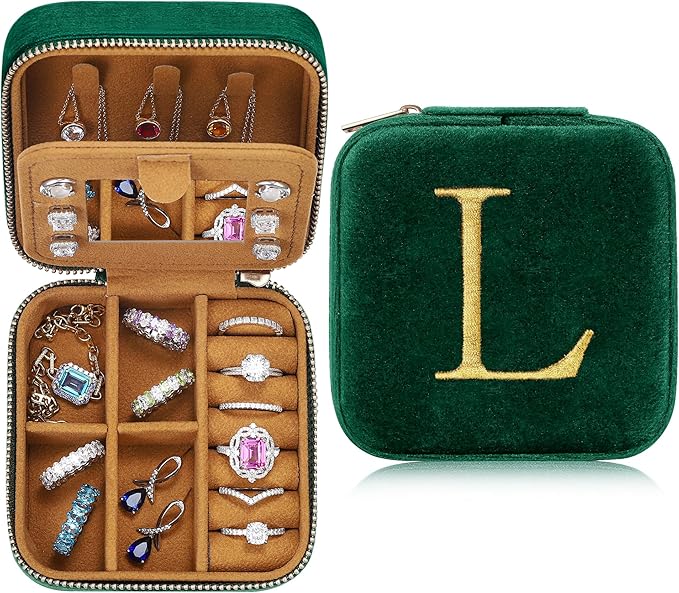 Parima Gifts for Girls - Gifts for Sister, Birthday Gift for Sister, Sister-In-Law Gift, Plush Velvet Emerald-Green Jewelry Box Travel Jewelry Case - Letter L, Green